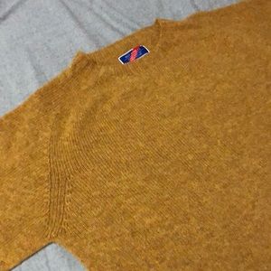 Best Made Brand Shetland Wool Sweater. Very warm. New no tags.